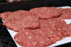 BBQ burger maken
