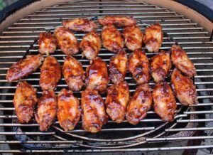 Kipvleugels afgelakt