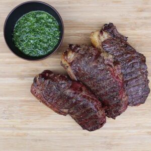 dunne lende met salsa verde