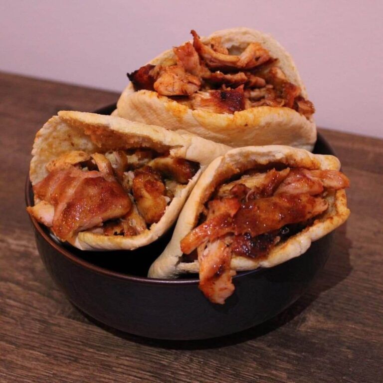 pulled chicken pita's