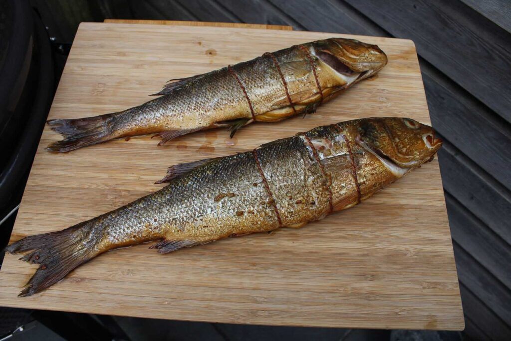 Warm gerookte zeebaars bbq