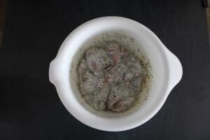 Griekse Kipspiesjes met Knoflooksaus marinade