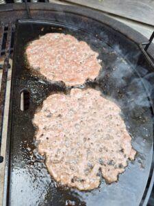 gehakt smashen op de grill