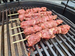 aziatische bavette spiesjes grillen