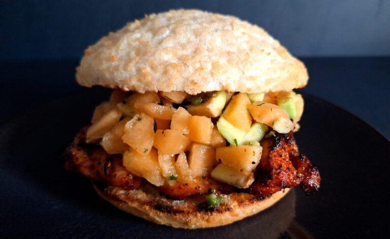 kip cajun broodjes van de kamado