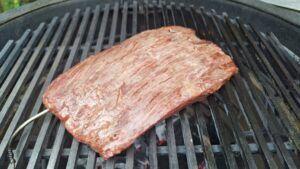 Flank steak afgrillen