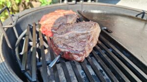 Ribeye indirect op BBQ met Meater 2 klaar