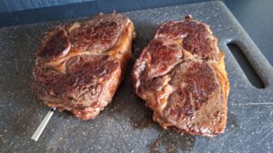 Ribeye's laten rusten met Meater plus