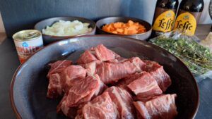 stoofvlees maken alles snijden