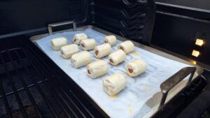 bladerdeeg hapjes in barbecue