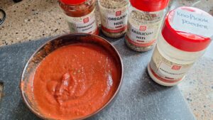 pizza broodje saus maken