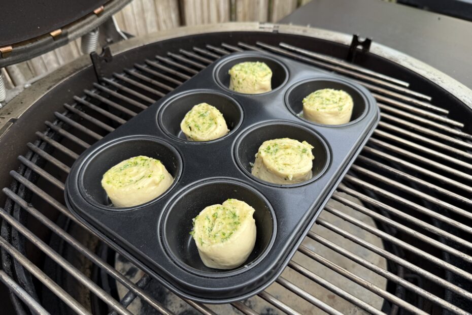 Knoflookbrood rolletjes op de BBQ