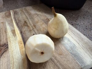 stoofperen schillen en snijden