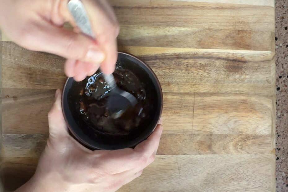 Wagyu gehaktballetjes met Miso en Zwarte Knoflook 16 glaze/laksaus maken