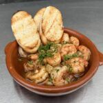 Gamba Pil Pil - Garnalen in Knoflookolie