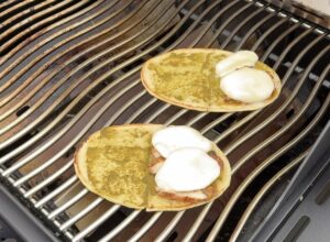 flatbreads op de barbecue indirect