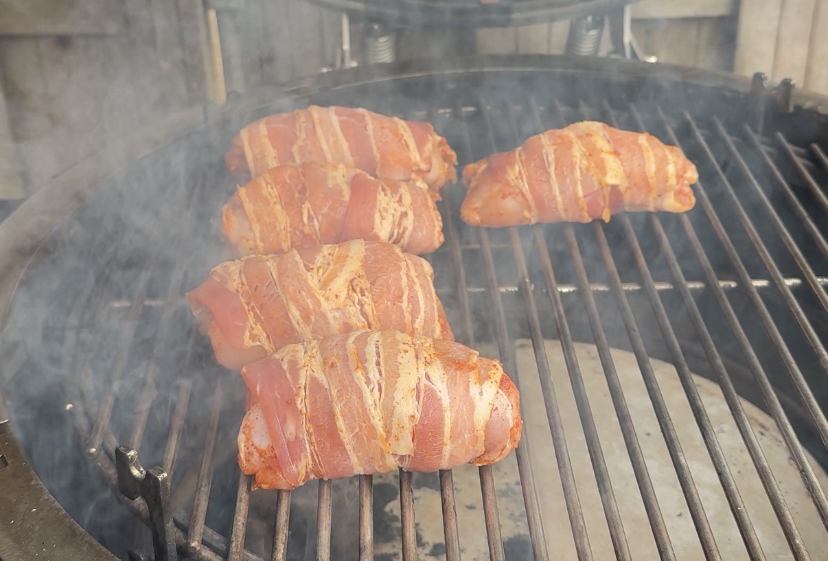 Kipdijfilet met Bacon van de BBQ 10 kipdijfilet met bacon roken