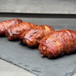kipdijfilet met bacon van de BBQ