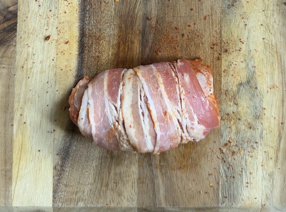 Kipdijfilet met Bacon van de BBQ 7 kipdijfilet omwikkeld met bacon