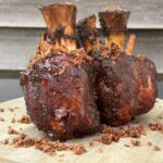 pork hammers / varkensschenkel van de BBQ