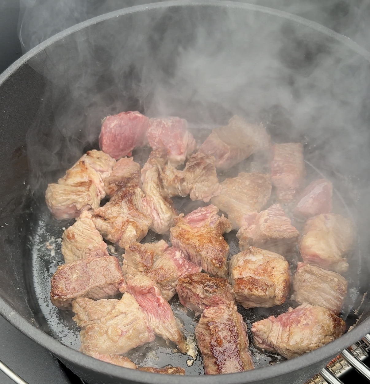 Mini steak pies van de BBQ 7 mini meat pies bbq 4 - Turn Don't Burn